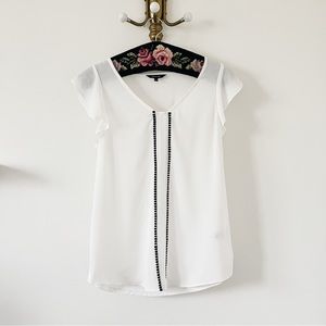 RW&CO White Blouse
